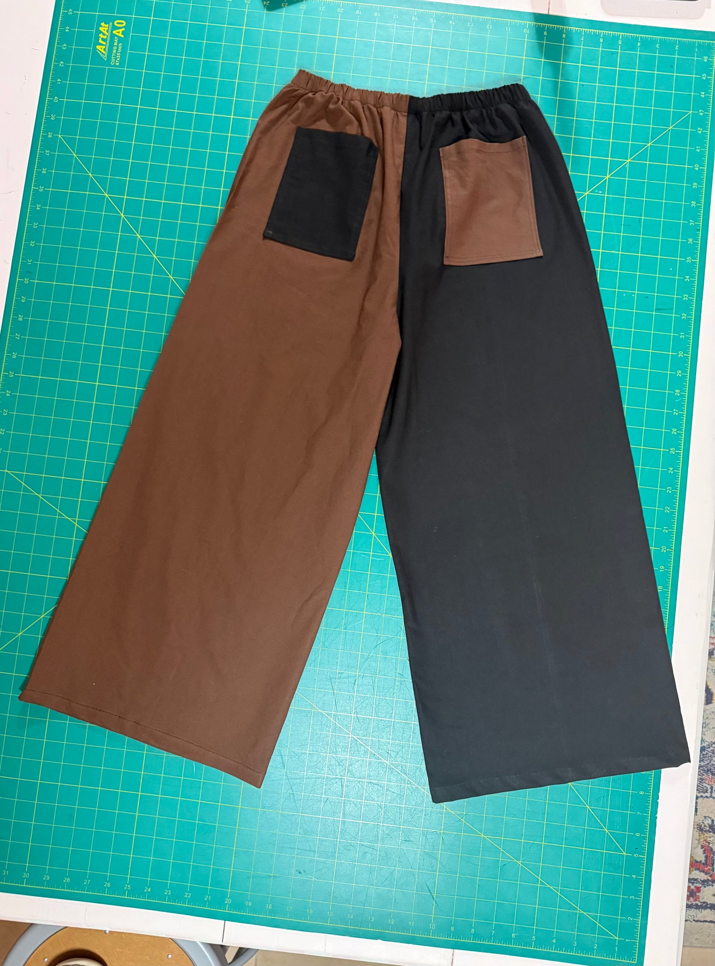 Elle Pants | Black & Coffee