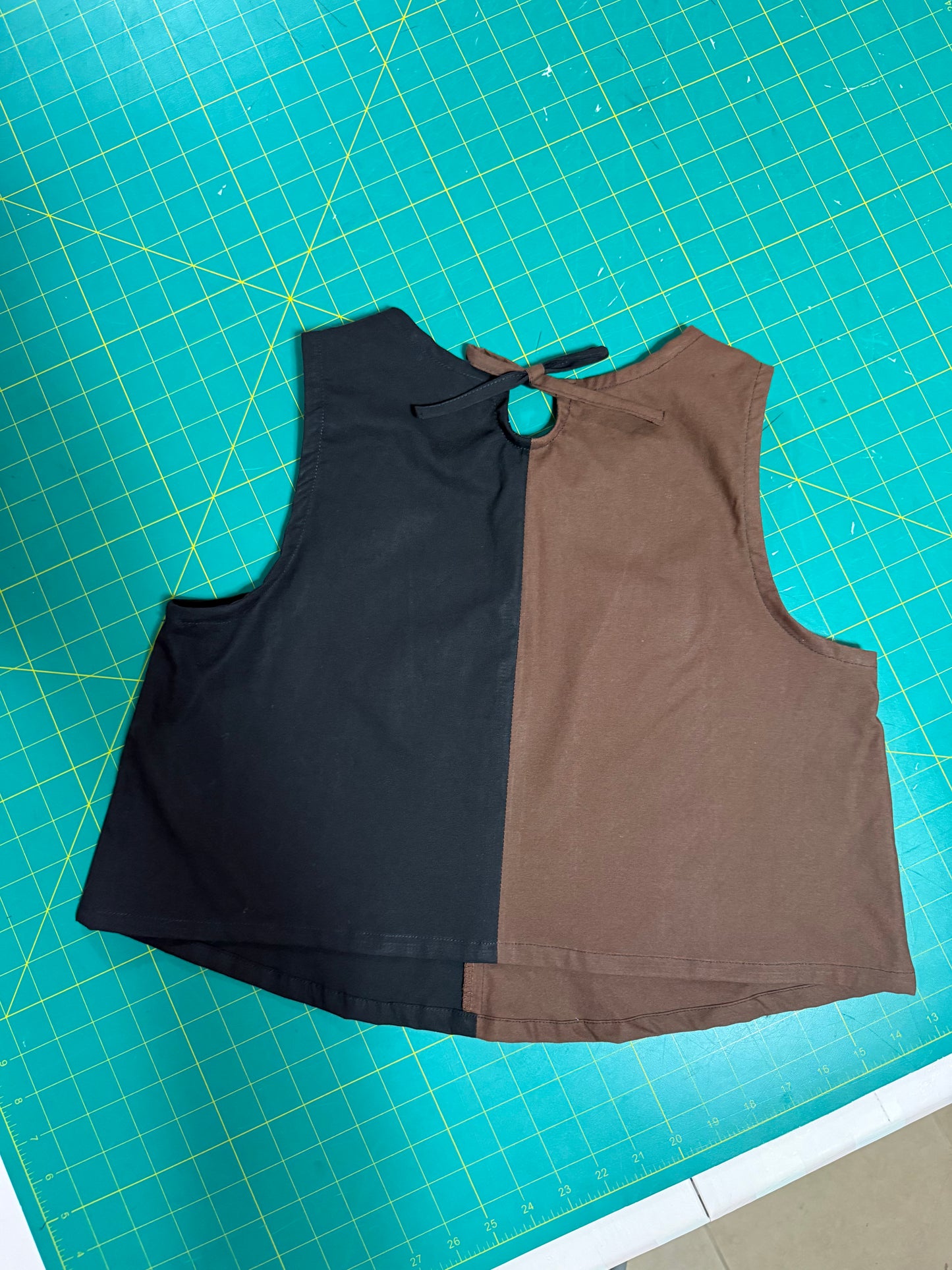 Elle Tank | Black & Coffee